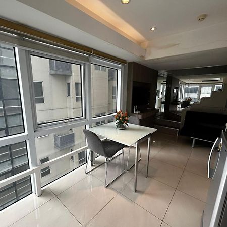 Oasis Regency @ Fort Victoria Bgc Taguig Zewnętrze zdjęcie