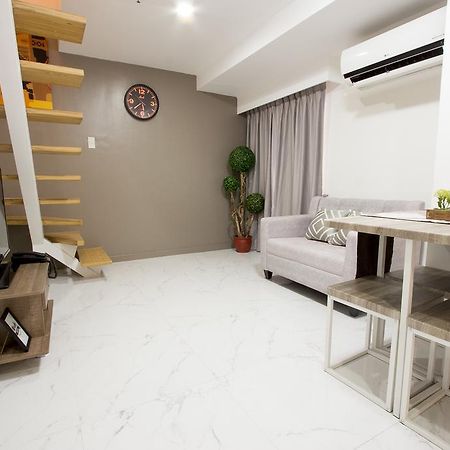 Oasis Regency @ Fort Victoria Bgc Taguig Zewnętrze zdjęcie