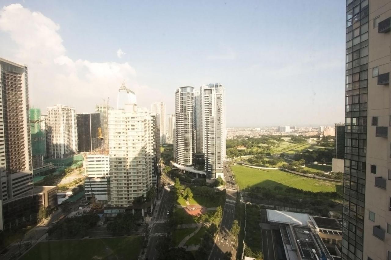Oasis Regency @ Fort Victoria Bgc Taguig Zewnętrze zdjęcie