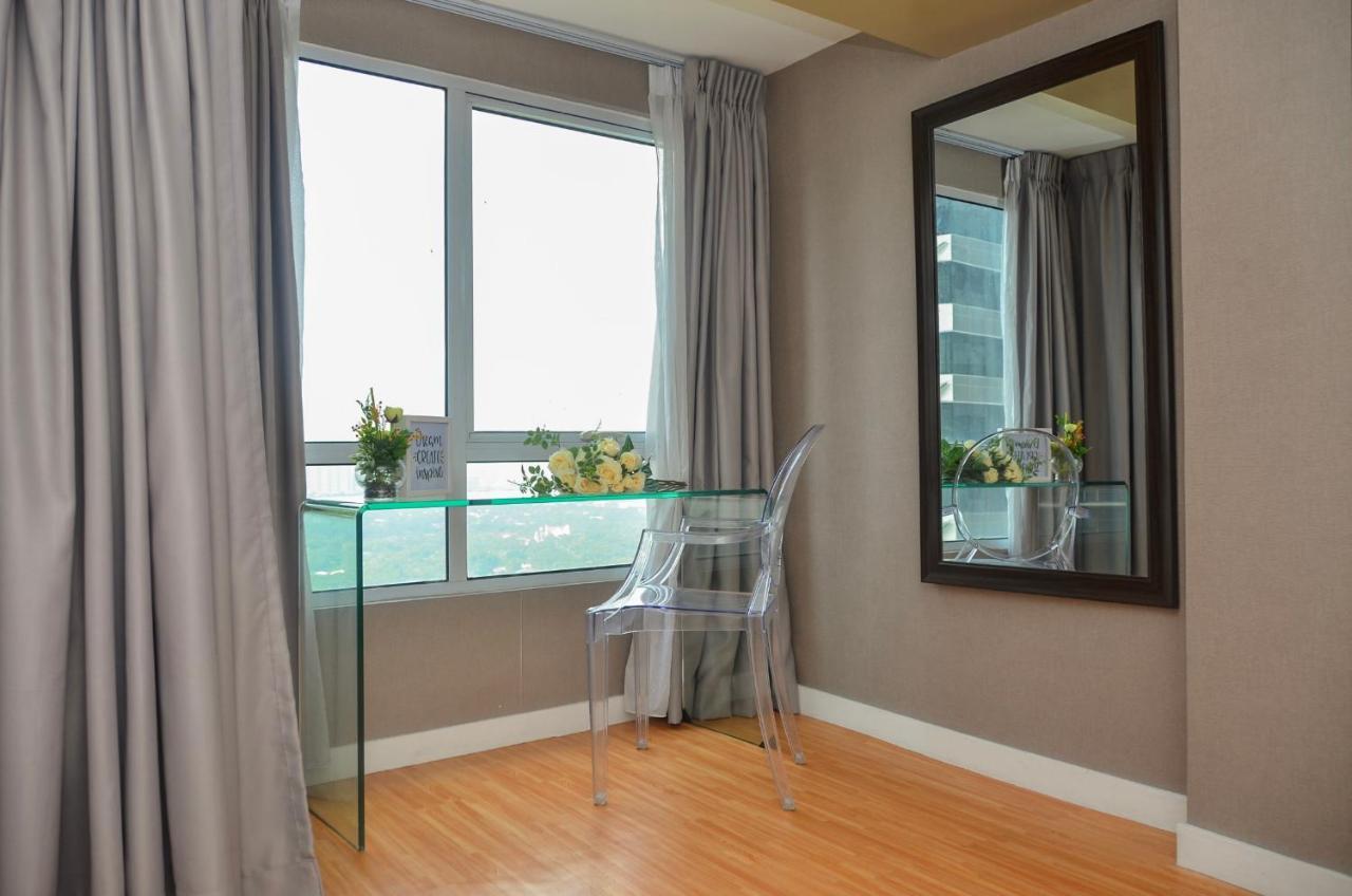Oasis Regency @ Fort Victoria Bgc Taguig Zewnętrze zdjęcie