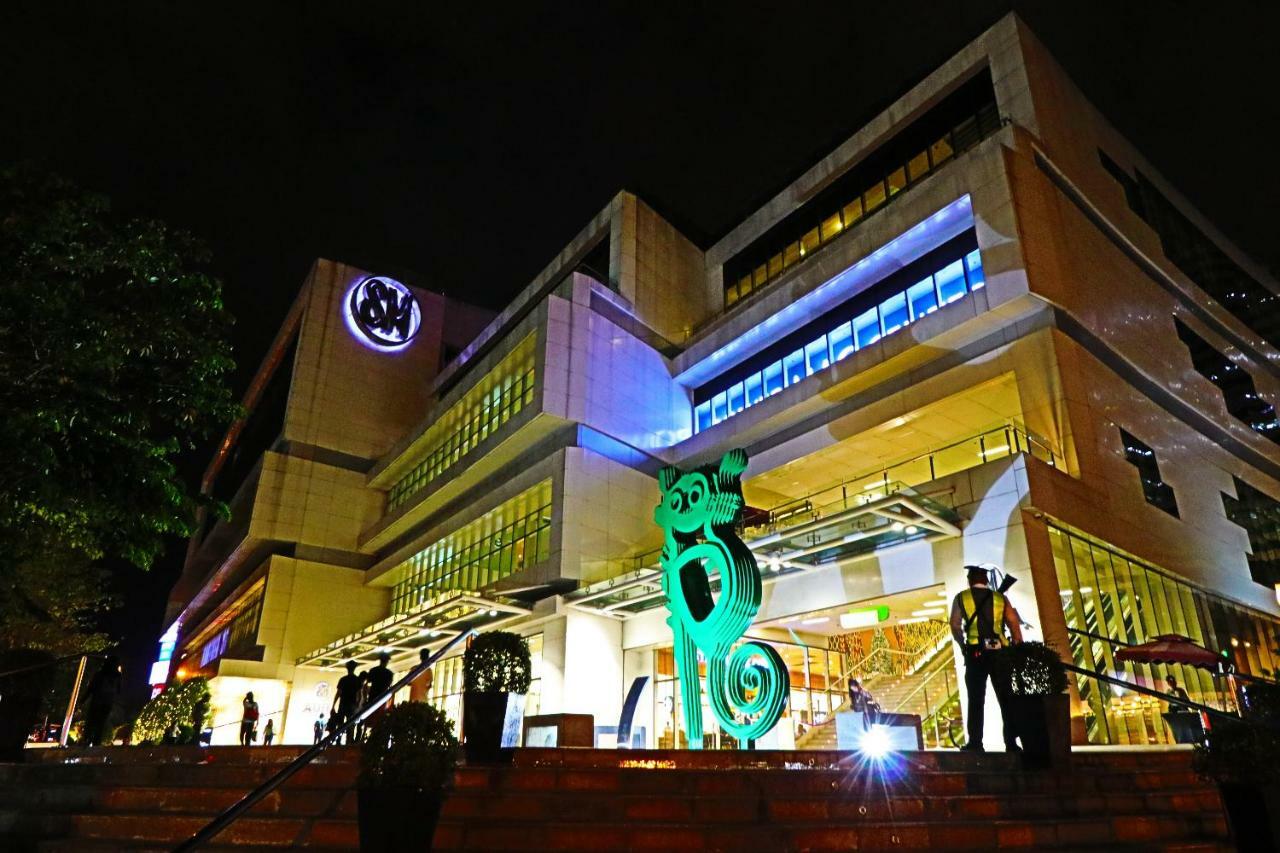 Oasis Regency @ Fort Victoria Bgc Taguig Zewnętrze zdjęcie
