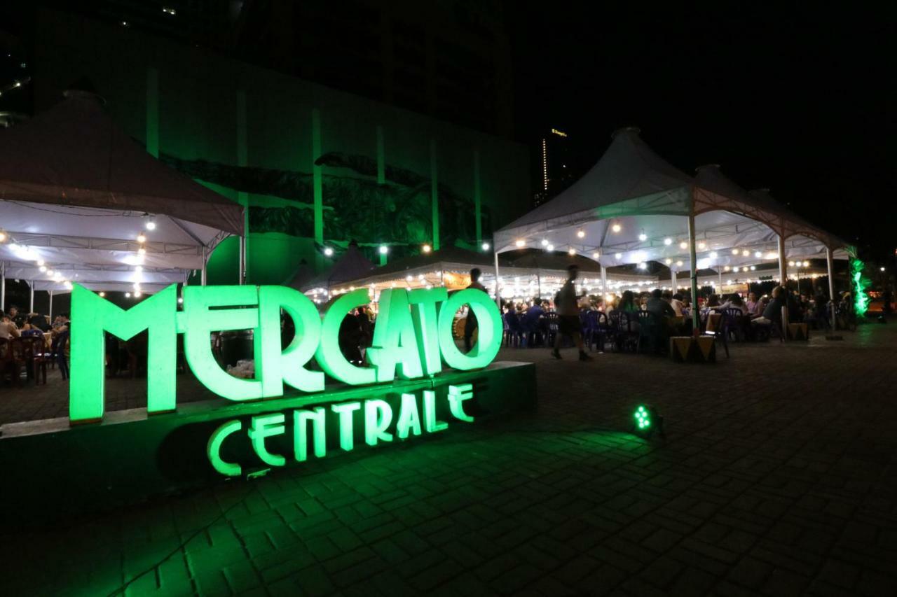 Oasis Regency @ Fort Victoria Bgc Taguig Zewnętrze zdjęcie