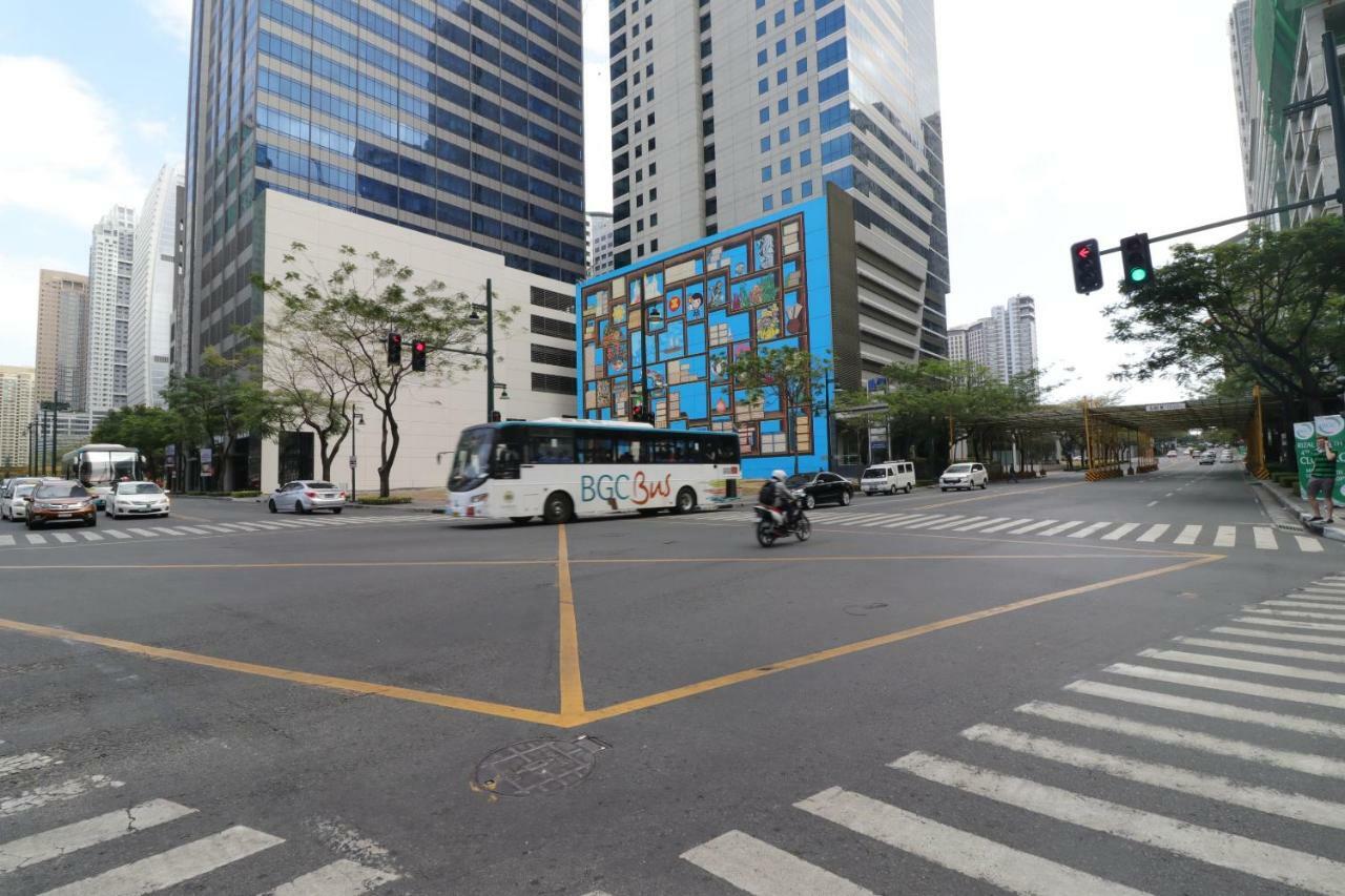 Oasis Regency @ Fort Victoria Bgc Taguig Zewnętrze zdjęcie