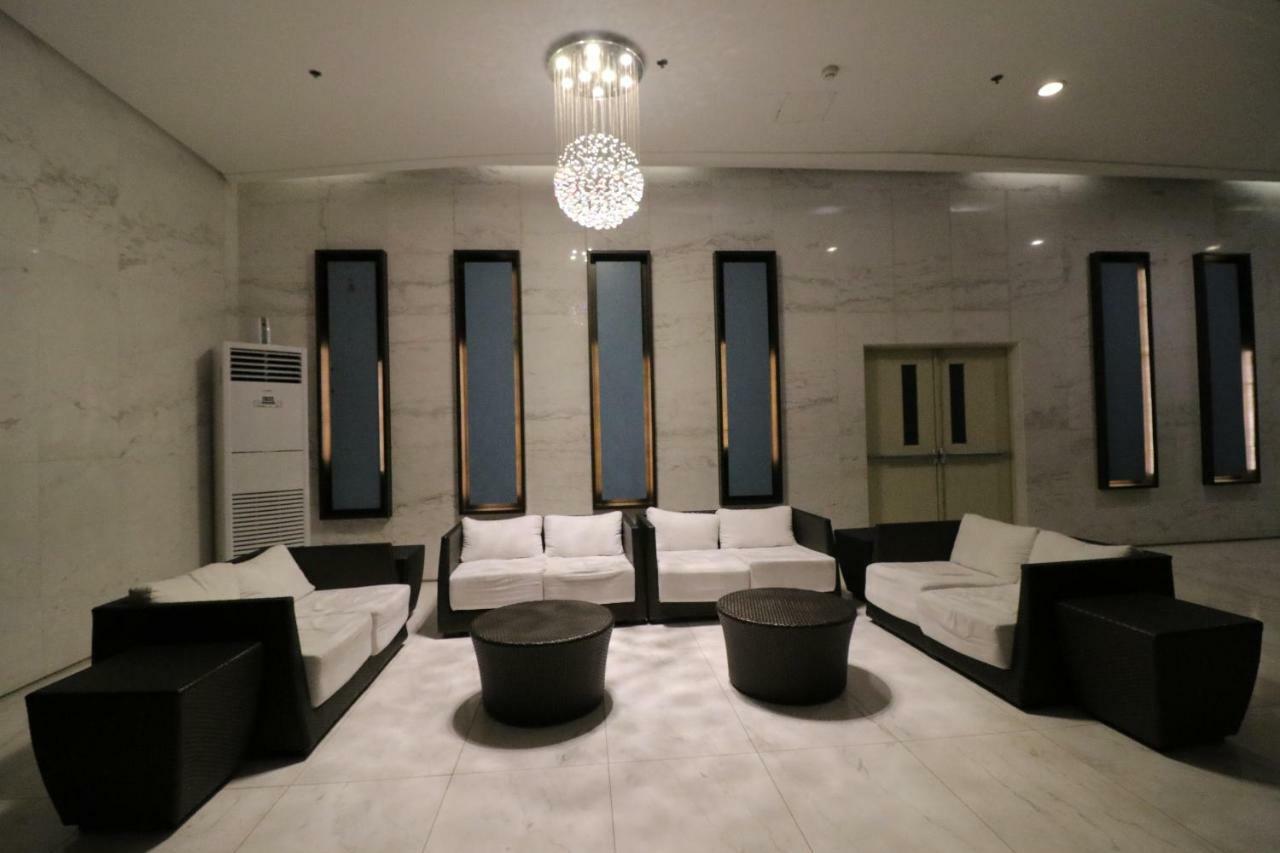 Oasis Regency @ Fort Victoria Bgc Taguig Zewnętrze zdjęcie